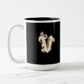 Monogramm-Tasse des Buchstabe-V Zweifarbige Tasse (Links)