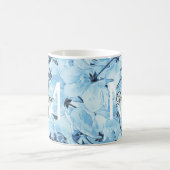 Monogramm Tasse für den blauen und weißen Kaffee (Mittel)