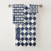 Monogramm Tonschiefer Blau, Grau und Weiß Quatrefo Badhandtuch Set (Insitu)