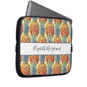 Monogramm Tropische Ananas Laptopschutzhülle (Vorne Rechts)