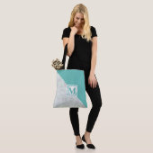Monogramm und Blume Tasche (Am Model)