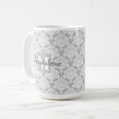 Monogramm und Name der hübschen grauen Floral Dama Kaffeetasse (Vorderseite Links)