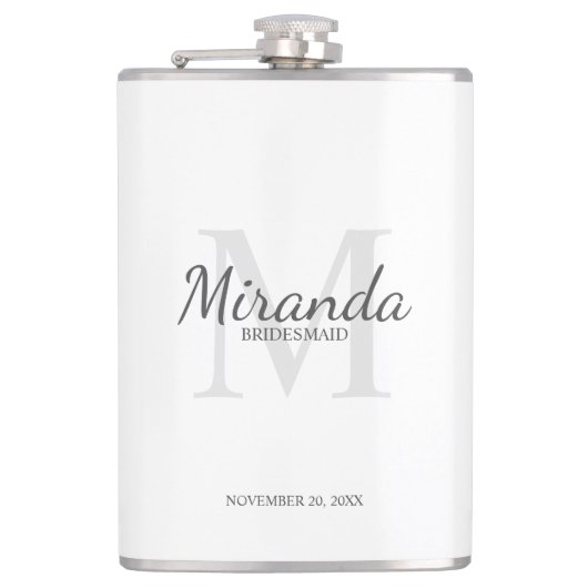 Monogramm und Name der personalisierten Bridesmaid Flachmann (Vorderseite)