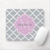 Monogramm und Name des Girly Grey Quatrefolie Lave Mousepad (Mit Mouse)