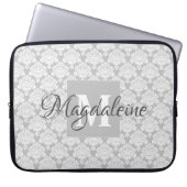 Monogramm und Name des hübschen Grau-Damaselmuster Laptopschutzhülle (Vorderseite)