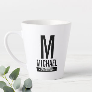 Monogramm und Name des personalisierten Trauzeugen Milchtasse
