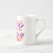 Monogramm und Name Personalisierte Blume Porzellantasse (Rechts)