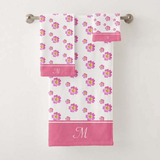 Monogramm und schöne rosa Blume auf Weiß Badhandtuch Set (Insitu)