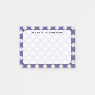 Monogramm-Volleybälle auf Ultra-Violett-Lila Post-it Klebezettel