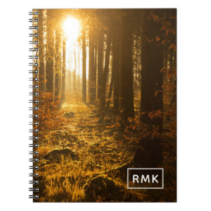 Monogramm Wald im Herbst Notizblock