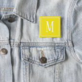 Monogramm Weiß am Gelben Quadrat Button (Beispiel)