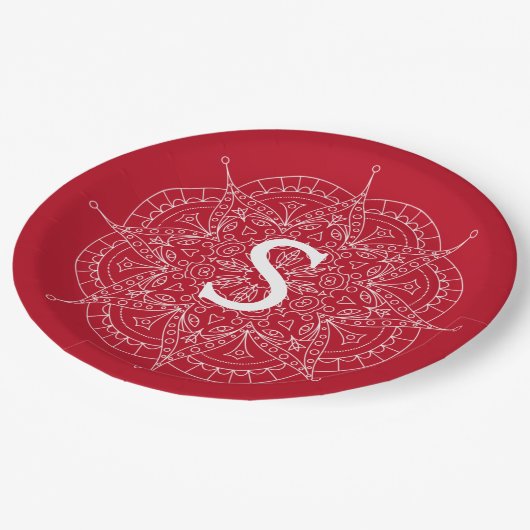 Monogramm weiße Schnürsenkel rot Pappteller (Schrägansicht)