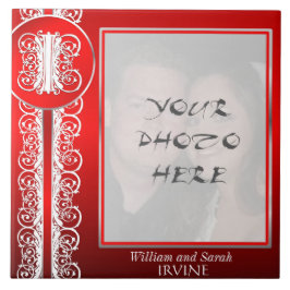 Monogramm "Weißes Spitzen auf Rot" mit Foto - Tile Fliese