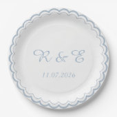 Monogramm-Wellensaum-Hochzeit Staublau Pappteller (Vorderseite)