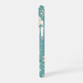 Monogramm Whimsical Blooms iPhone 16 Hülle (Linke Seite)