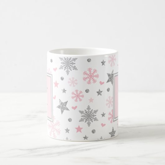 Monogramm-Winter-Schneeflocken/rosa silberner Kaffeetasse (Mittel)