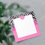 Monogramm Zebra mit Hot Pink Polka Dot Muster Notizblock<br><div class="desc">Mit Monogramm schwarz-weißes Zebra mit scharf rosa-weißem Polka-Dot-Notizblock. Das Design zeichnet sich durch ein schwarz-weißes Zebramuster und kleine weiße Polka Punkte auf heißen rosa aus. In der Mitte befindet sich ein rosafarbener Kreis mit dem eigenen Initial.</div>