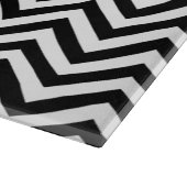 Monogramm-Zickzack Ausschnitt-Schwarzweiss-Brett Schneidebrett (Ecke)