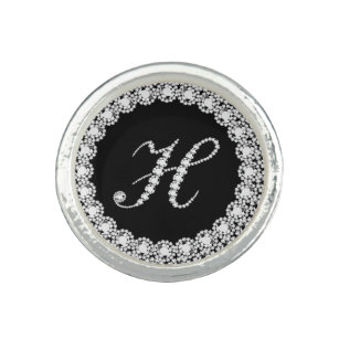 Monogrammatischer Buchstabe H in glühenden Diamant Ring