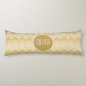 Monogrammatisches Gold und White Zigzag Zickzack Seitenschläferkissen (Vorderseite)