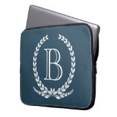 Monogrammdesign Laptopschutzhülle (Vorderseite Links)