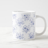 Monogrammed Classic Blue Flowers Floral Pattern Jumbo-Tasse (Rechts)