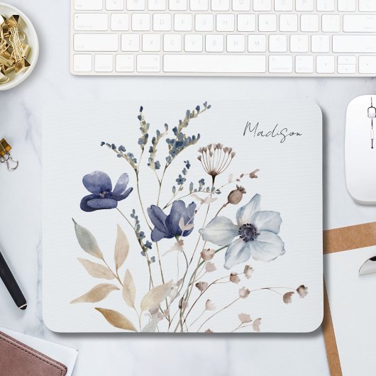 Monogrammierte Chic hübsche Wasserfarbe Blaue Blum Mousepad