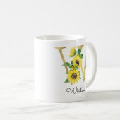 Monogrammierte goldene Sonnenblumen-Blumeninitiale Kaffeetasse (VorderseiteRechts)