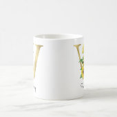 Monogrammierte goldene Sonnenblumen-Blumeninitiale Kaffeetasse (Mittel)