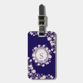 Monogrammierte rosa Blumen und Spitzen-Blumenmuste Gepäckanhänger (Vorderseite vertikal)