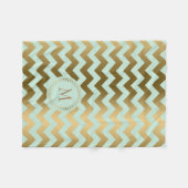 Monogrammierter Gold & Mint-Green Zigzag Zickzack Fleecedecke (Vorderseite (Horizontal))