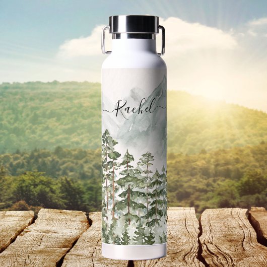 Monogrammierter Kiefernwald und Berge Trinkflasche