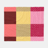 Monogrammiertes Polka Dots Muster Fleecedecke (Vorderseite (Horizontal))