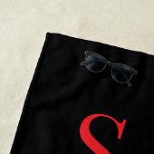 Monogrammiertes Strandtuch mit Schlangen-Logodesig (Beispiel)