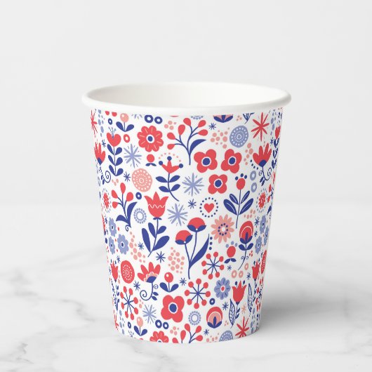 Monogrammm | Blau- und Korallenblumenmuster Pappbecher (Rückseite)