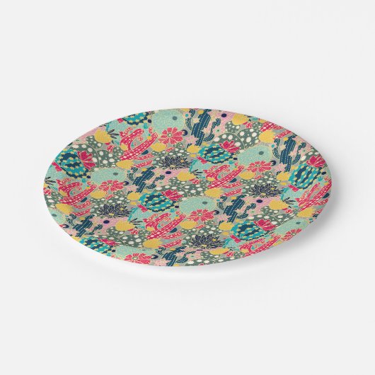 Monogrammm | Farbiges Polka Dot Cactus Pattern Pappteller (Schrägansicht)