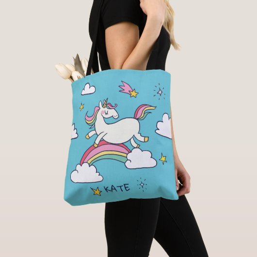 Monogrammm. Kawaii Niedlich Doodle Rainbow Unicorn Tasche (Von Nahem)