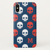 Monogrammm. Moderne rote und weiße Skulls. Case-Mate iPhone Hülle (Rückseite)