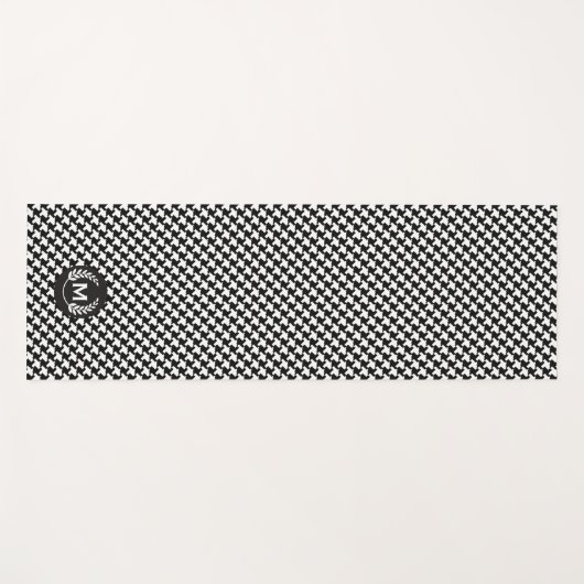 Monogrammm. Schwarz-Weiß-Hahnentrittmuster-Muster. Yogamatte (Vorderseite (Horizontal))