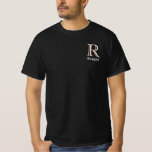 Monogrammname des benutzerdefinierten dreiseitigen T-Shirt<br><div class="desc">EINZIGARTIGE LAYERING DES MONOGRAMM - schauen Sie genau hin und Sie werden drei Farben sehen, die ihm das Gefühl der Tiefe geben. Personalisiert zusätzlich mit dem Vornamen. Spezielle Idee für ein Geschenk oder Sie können einfach nur für sich selbst genießen! Wenn Sie Fragen zum Design oder eine spezielle Anfrage haben,...</div>