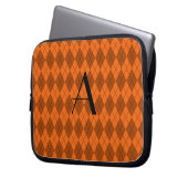 Monogrammorangen-Raute Laptopschutzhülle (Vorderseite Links)
