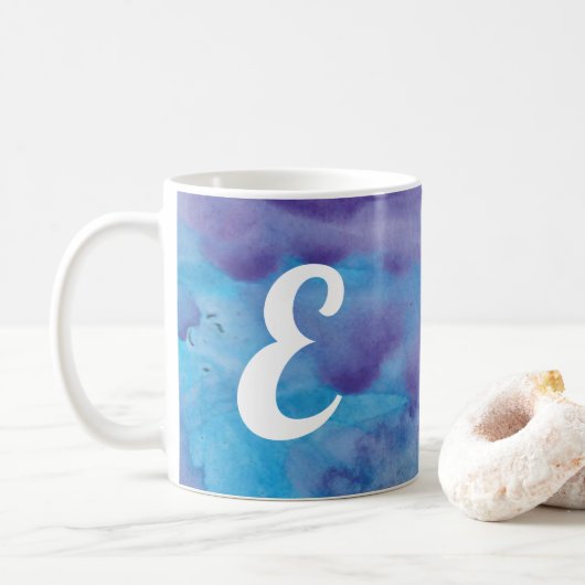 Monogrammwatercolor-blaue lila Marmorart Kaffeetasse (Mit Donut)