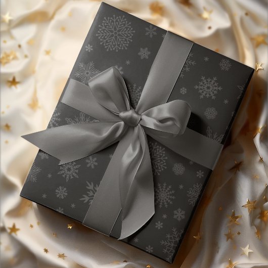 Monotone Winter Snowflake Kohle Geschenkpapier