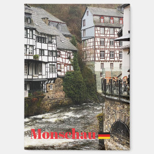 Monschau Stadt in Deutschland im Winter Reise Magnet