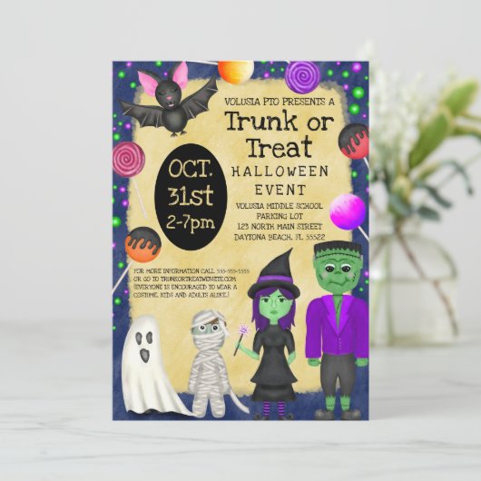 Monster Bash Kostüm Halloween Trunk oder Leckerei Einladung (Stehend Vorderseite)