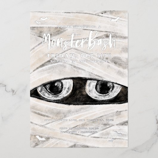 Monster Bash Spooky Wrapped Mummy Halloween Party Folieneinladung (Vorderseite)
