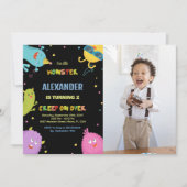 Monster Birthday Einladungen Schwarz mit Foto (Vorderseite)