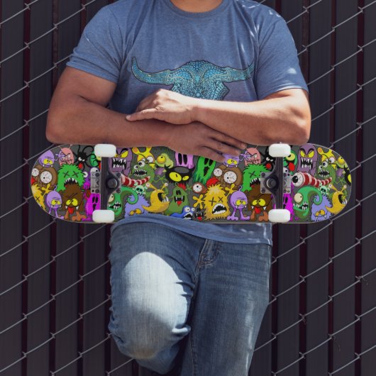 Monster-Süße Figuren Halloween-Muster Skateboard (Außenbereich 3)