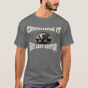 Monster Truck zerkleinert es seit dem letzten Jahr T-Shirt