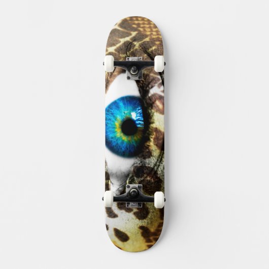 Monster-Vision: 7 3/4 Skateboard mit Augenprint (Vorderseite)